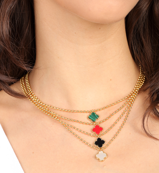 COLLAR BOLITAS TREBOL VERDE