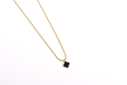 COLLAR BOLITAS TREBOL NEGRAS