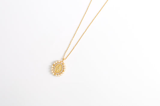 COLLAR VIRGEN PERLAS